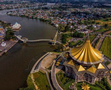 An aerial view of the Sarawak Legislative Assembly complex in Kuching. The state aims to reach developed status by 2030. - ZULAZHAR SHEBLEE / The Star
(for Focus on Sarawak supplement)